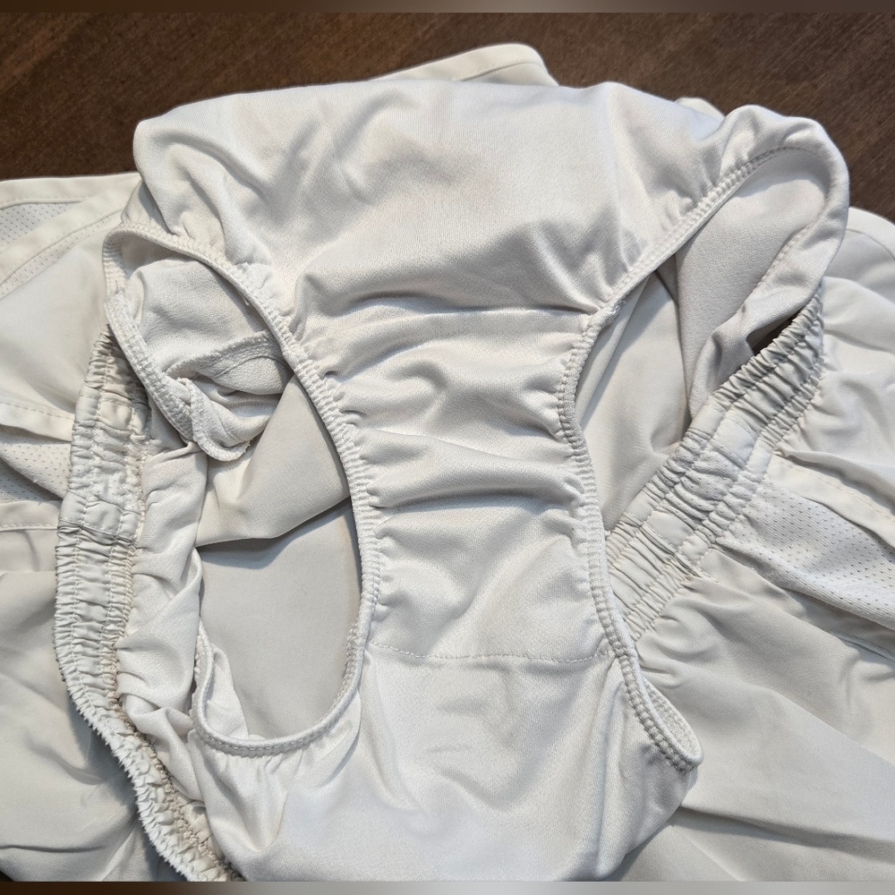 Nike White Dri-Fit Tempo Running Shorts Medium - Picture 6 of 7